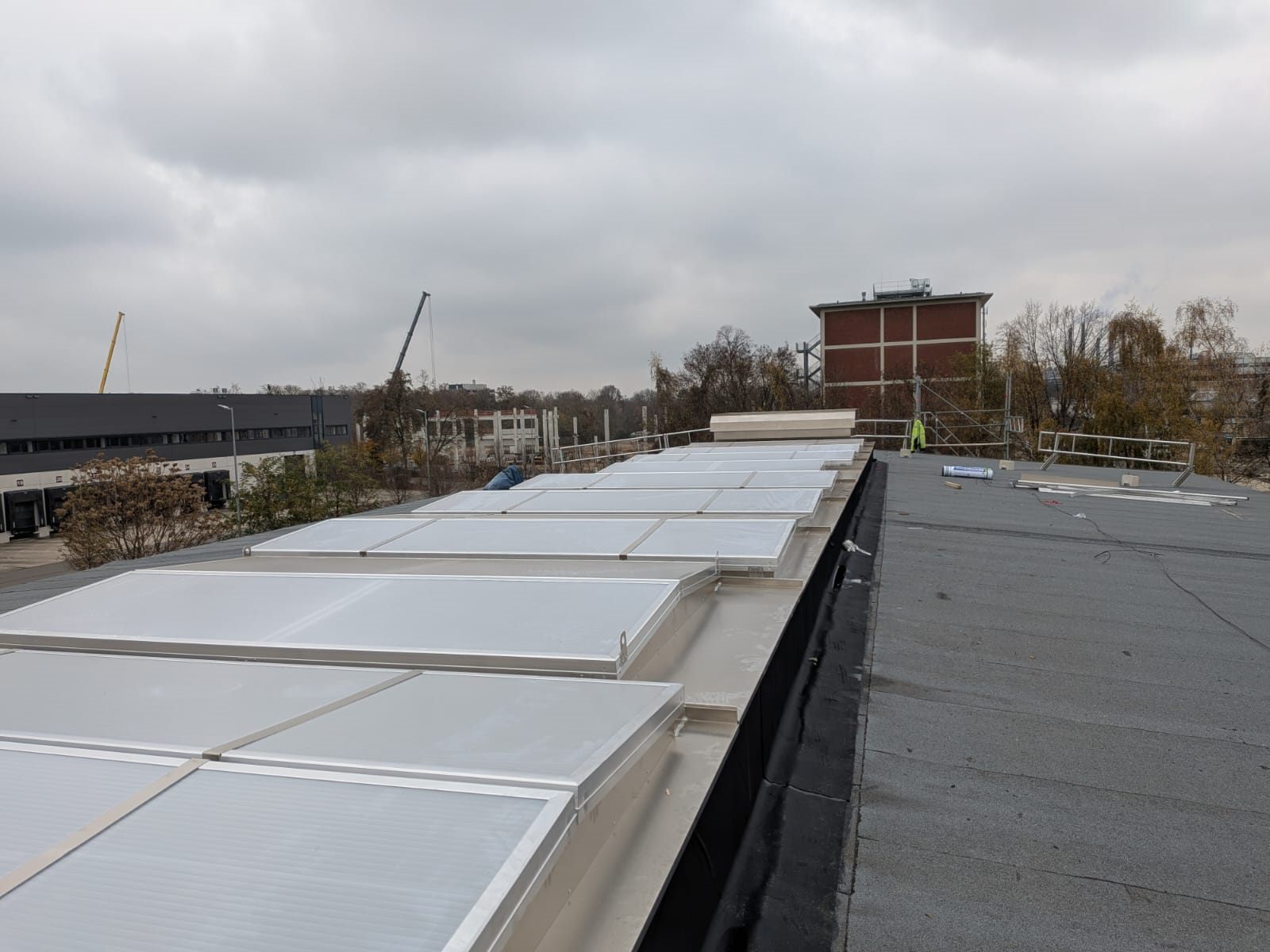Lichtbandsanierung einer Industriehalle in Düsseldorf